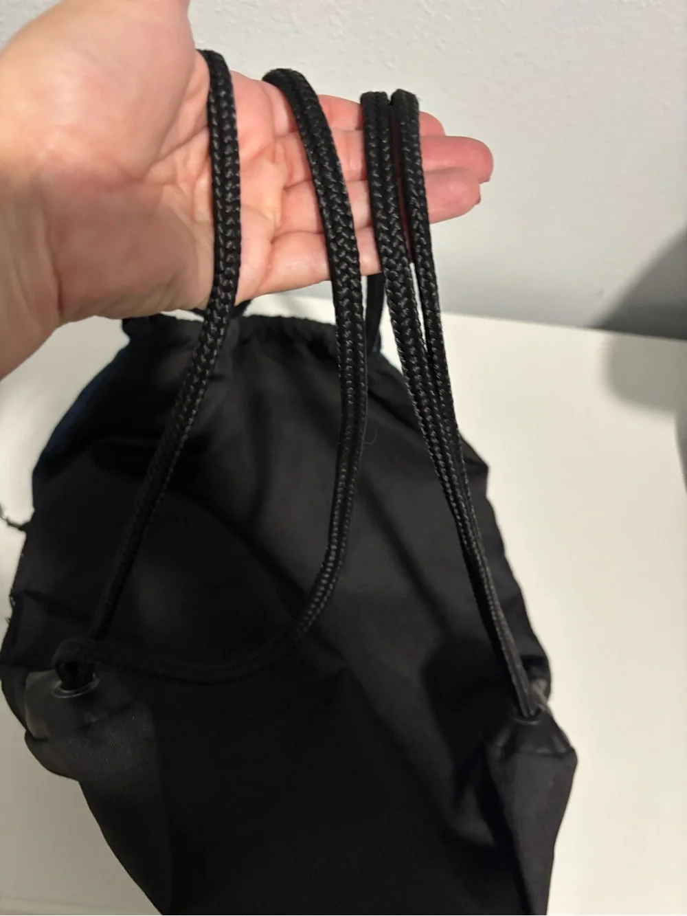 adidas Black Cap with Navy & Black Drawstring Gym Bag